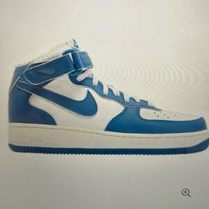 Nike Air Force 1 Mid Military blue doll . Worn once. Perfect condition. Size 7.5